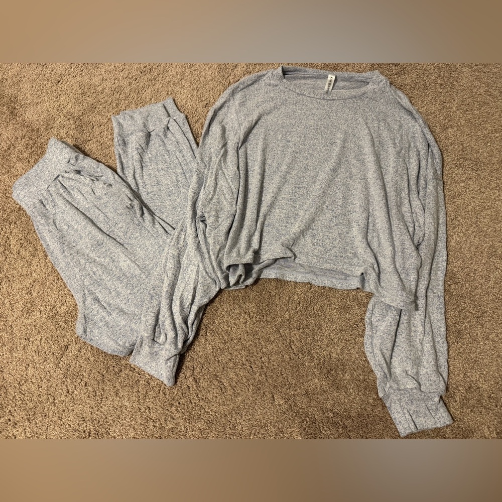 Kimberly C Lounge Set